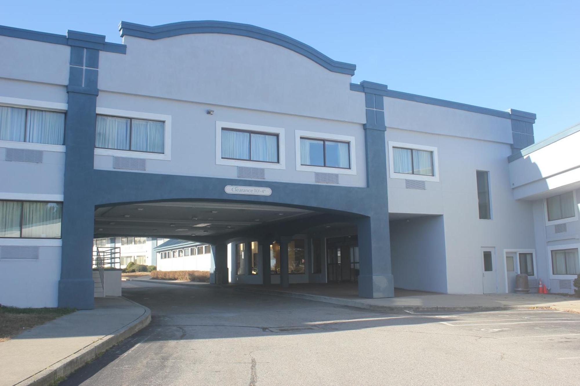 Regency Inn & Suites New London Mystic Extérieur photo